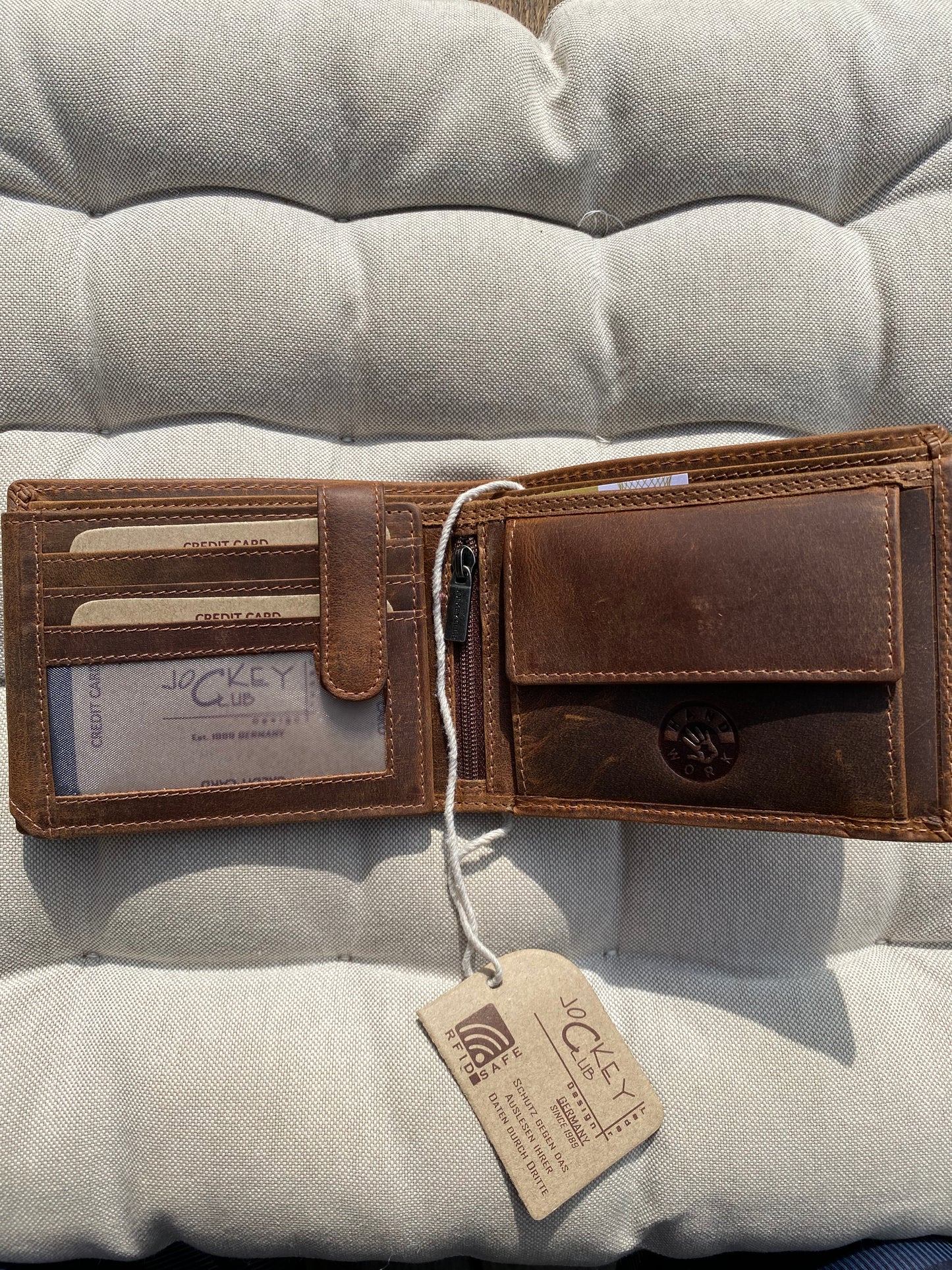 Men's RFID Bifold Wallet – Genuine Brown Leather with Fish Design
