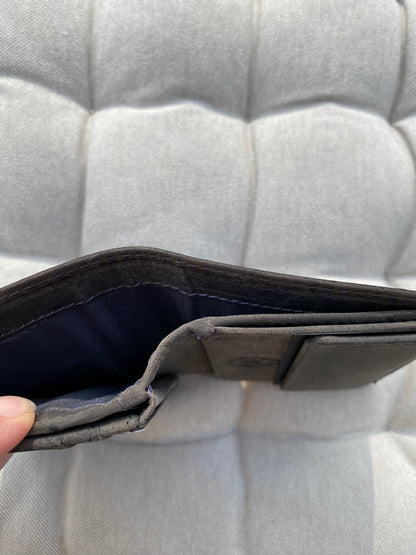 Men's genuine leather grey wallet with Wolf RFID