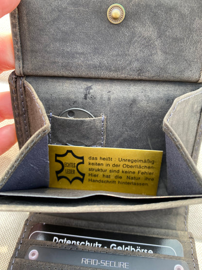 Men's genuine leather grey wallet with Wolf RFID