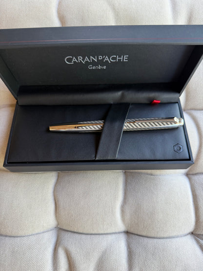 Caran d'Ache Ecridor Golf roleris, sidabrinė spalva