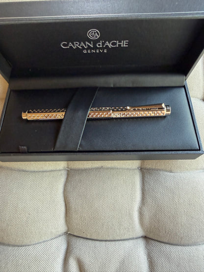 Caran d'Ache Ecridor Golf roleris, sidabrinė spalva